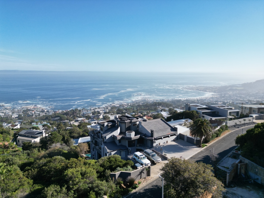 3 Bedroom Property for Sale in Camps Bay Western Cape